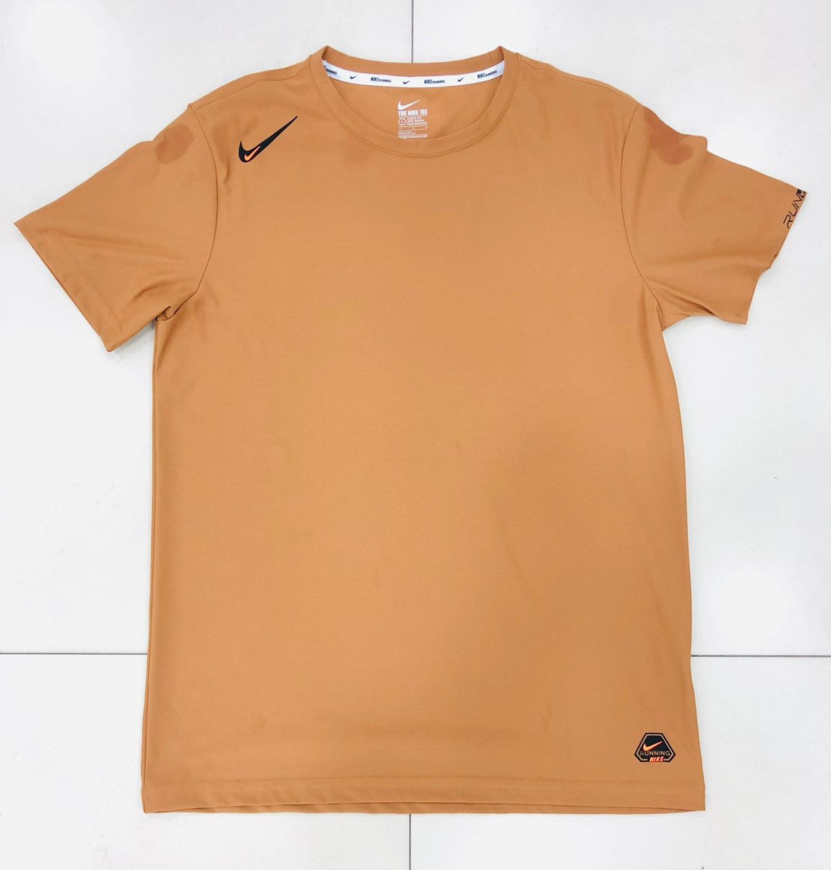Nike (T-Shirt)
